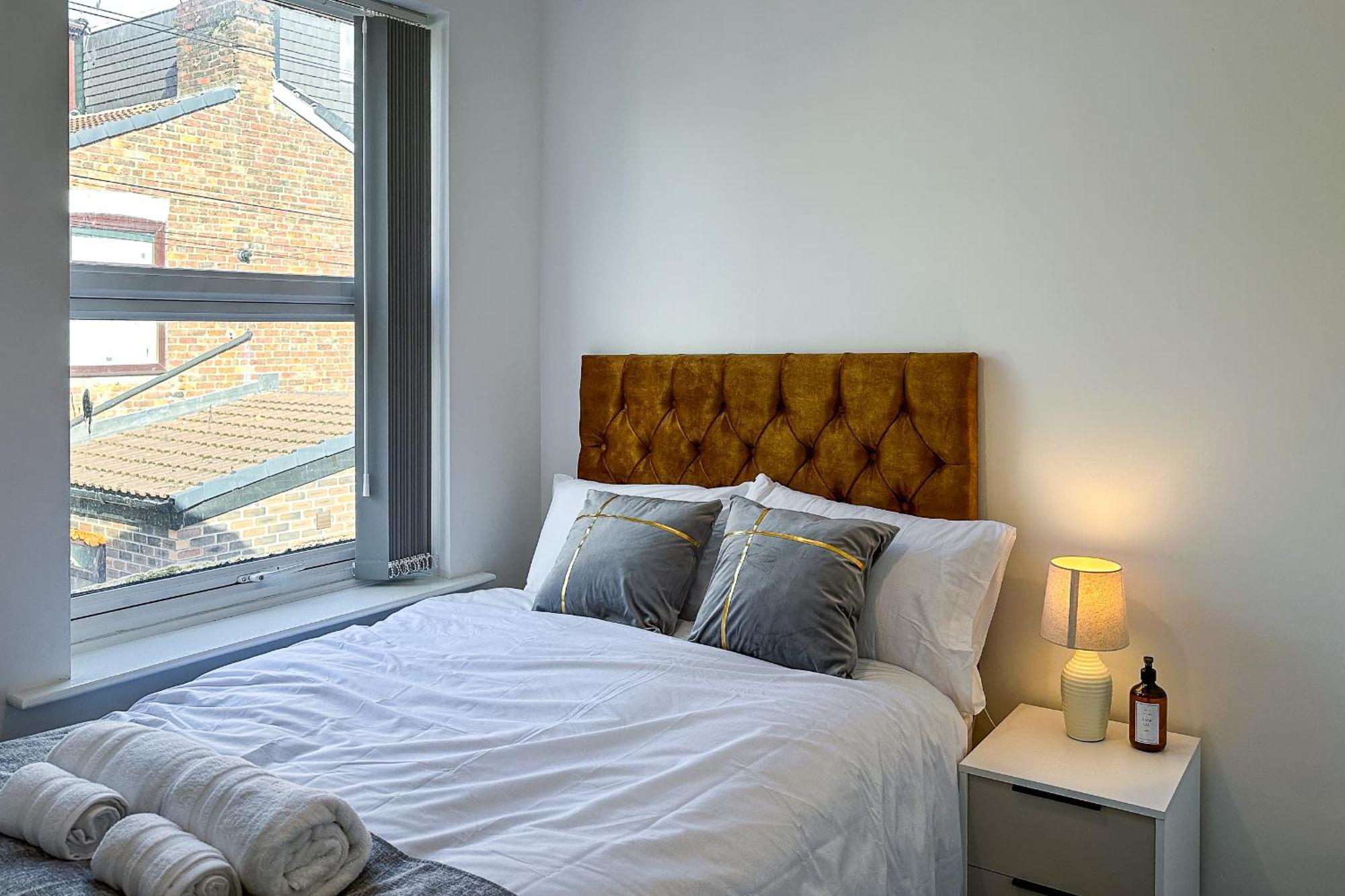 Stylish Ensuite Room - Superfast Wi-Fi 250Mbps Manchester Esterno foto